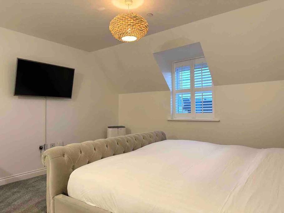 Serene Home Ideally Connected To Central London 브롬리 외부 사진
