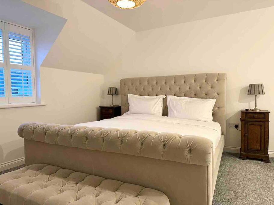 Serene Home Ideally Connected To Central London 브롬리 외부 사진
