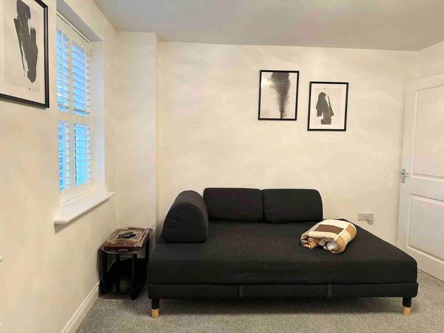 Serene Home Ideally Connected To Central London 브롬리 외부 사진