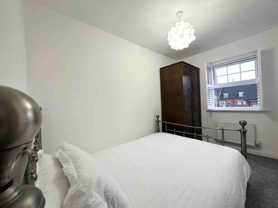 Serene Home Ideally Connected To Central London 브롬리 외부 사진